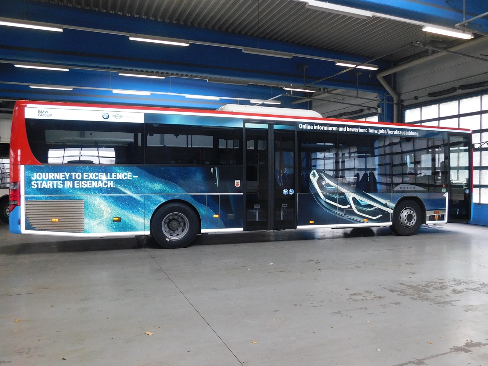 Buswerbung zur Personalgewinnung - Beispiel BMW Eisenach